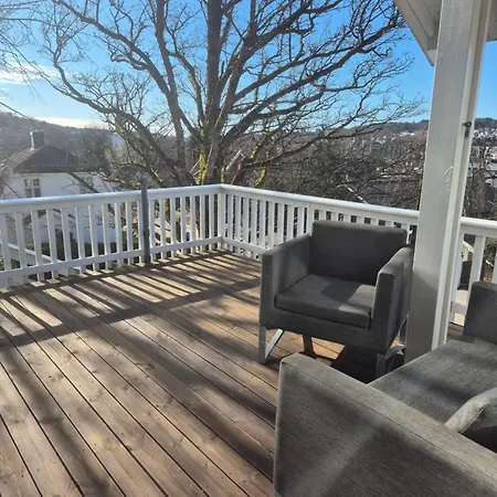 Solrikt Med Kort Avstand Til Byen Apartment Sandefjord Exterior photo