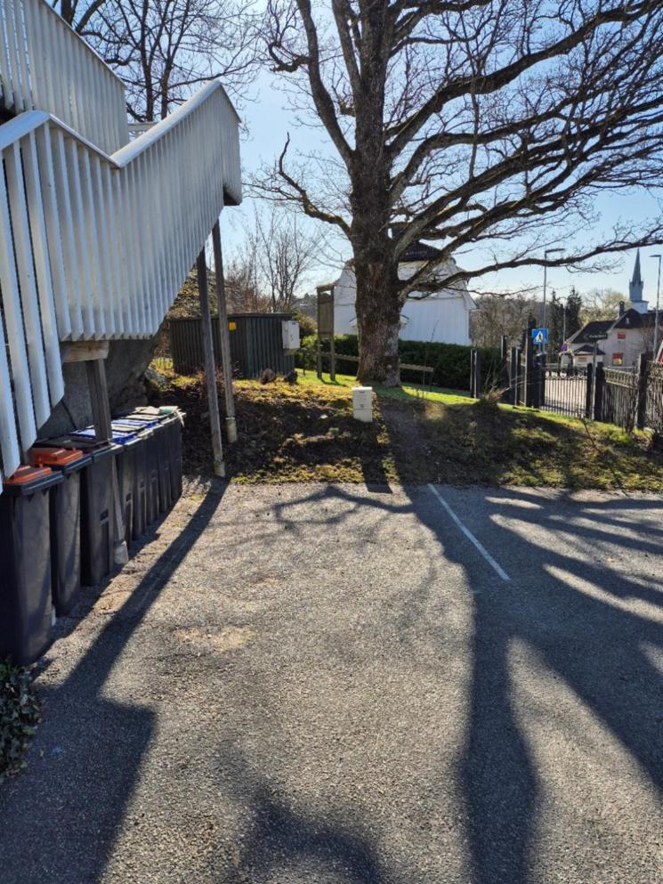 Solrikt Med Kort Avstand Til Byen Apartment