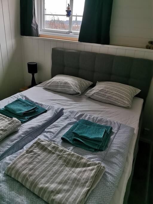 Solrikt Med Kort Avstand Til Byen *