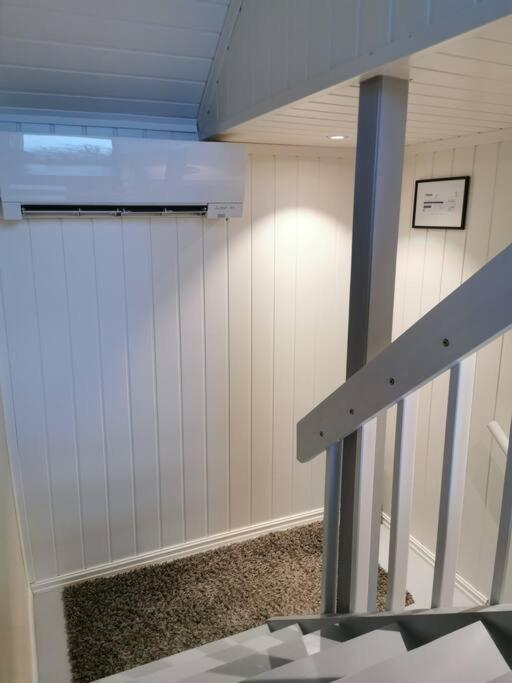 Apartment Solrikt Med Kort Avstand Til Byen Sandefjord